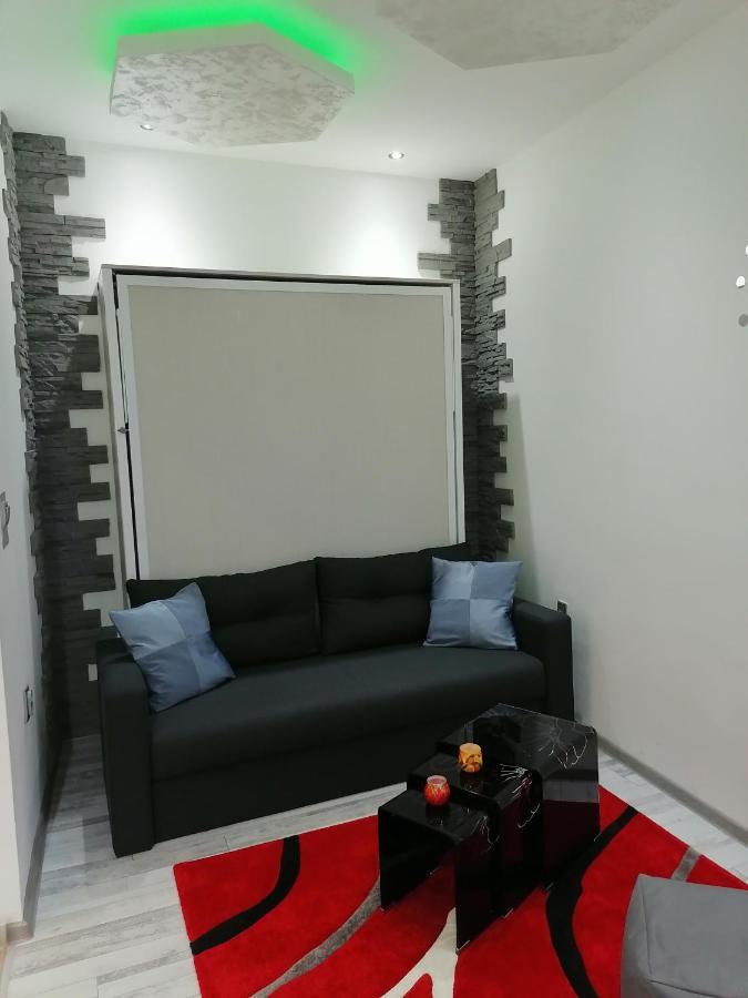 Data Central Studio Novi Sad Exteriör bild